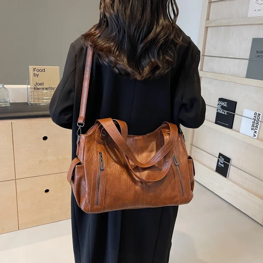 Amber Shoulder Bag – Chic and Versatile Everyday Handbag