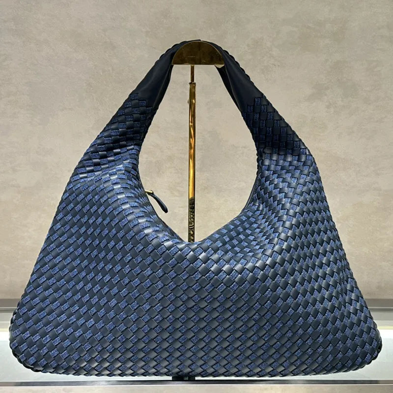 Woven Leather Underarm Shoulder Bag – High-Quality Cowhide Tote with Zipper Closure