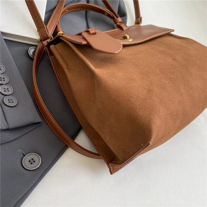 Women’s Crossbody Bag | Lightweight Vegan Material | Multi-Pocket Design | Adjustable Strap