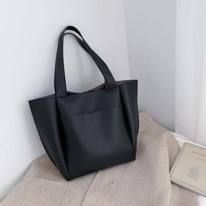 Women’s Tote Bag | Spacious Everyday Design | Premium Vegan Material | Secure Turn Lock
