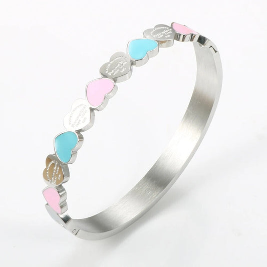 Sweet Hearth Bracelet – Stylish Heart Jewelry Accessory
